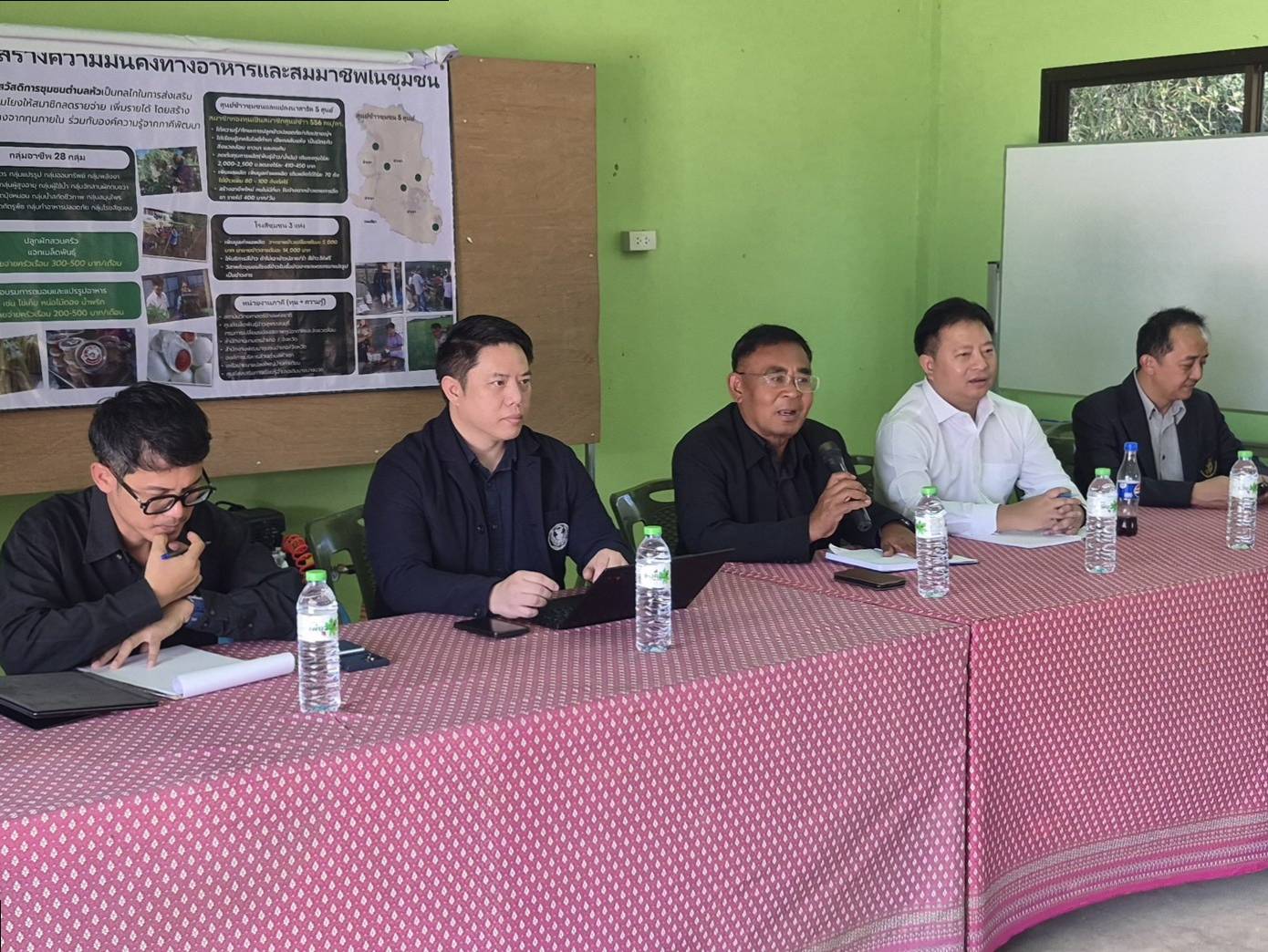 ธันย์ธรณ์เทพ แย้มอุทัย, Ph.D. ลงพื้นที่ประชุมภาคสนาม กทม.